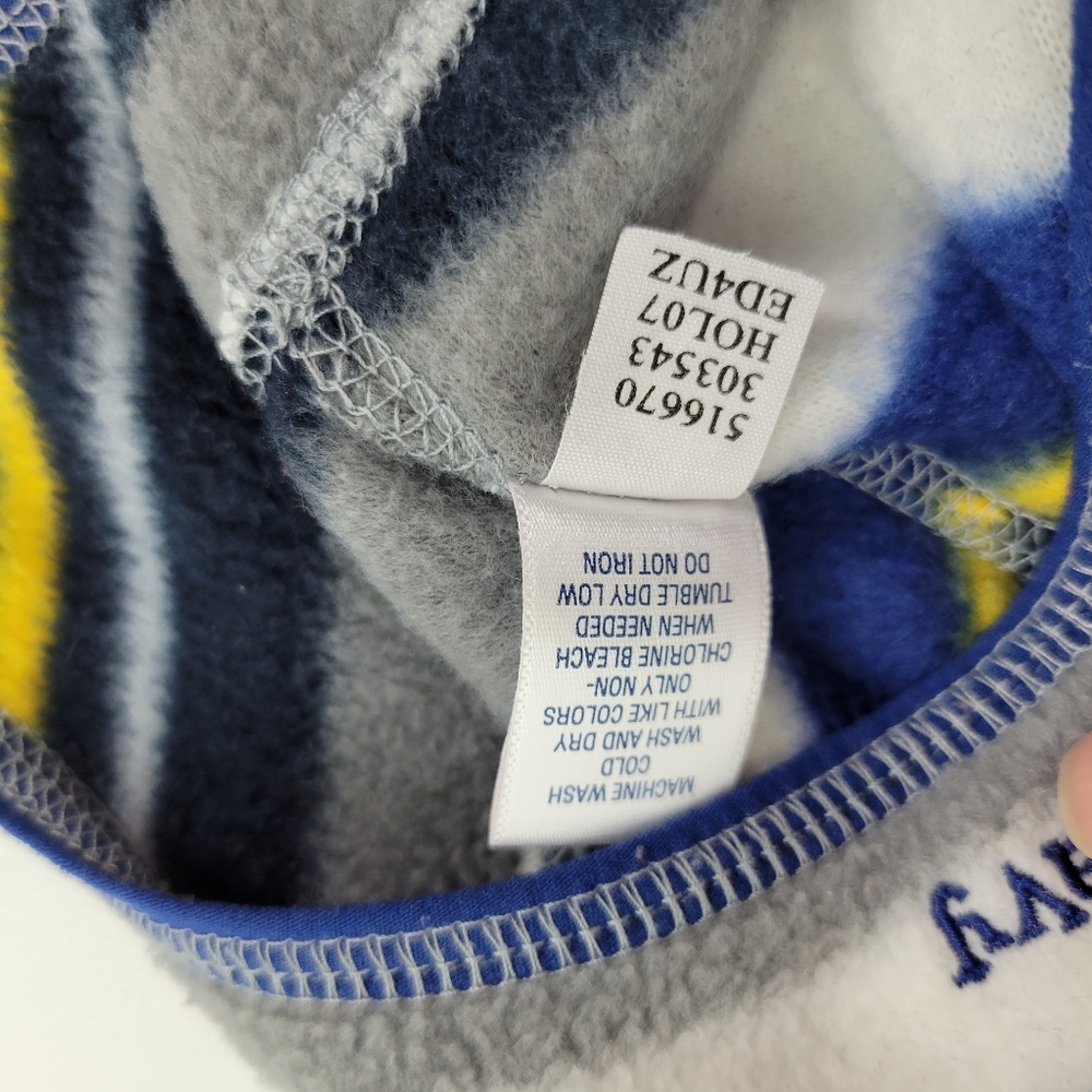 Old Navy Fleeve Valcro Hat Sz 18m-24m - Picture 6 of 7